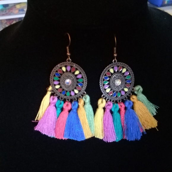Multi color tassel earrings - Picture 3 of 3
